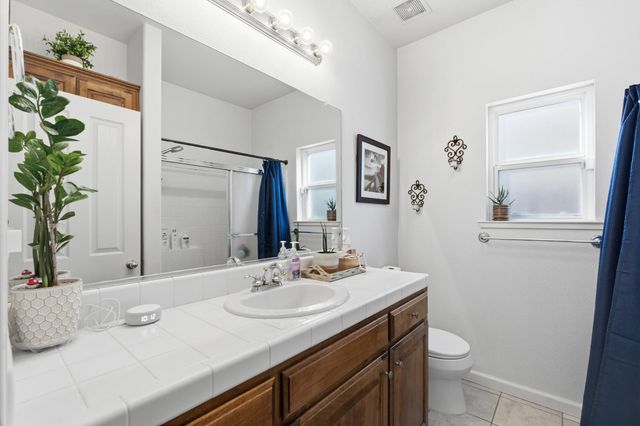 5659 N Brent Avenue, Fresno, CA 93723