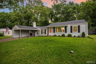 3132 Duquette Drive, St Charles, MO 63301