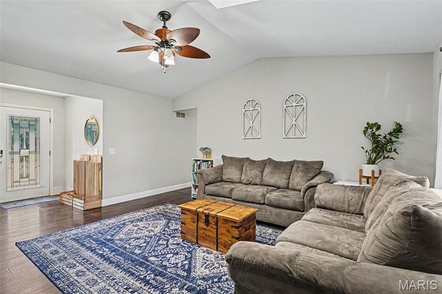 6523 Star Buck Drive, O'fallon, MO 63368