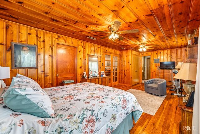 525 E 2nd Street, Sonora, TX 76950