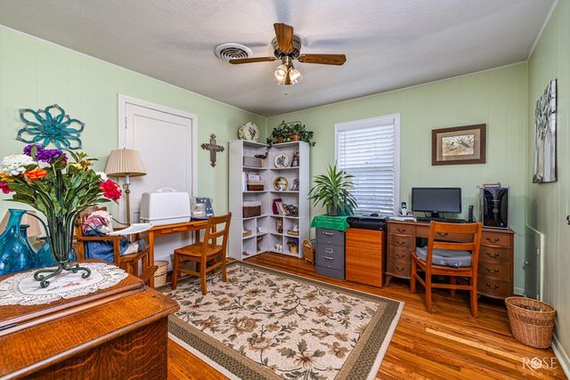 525 E 2nd Street, Sonora, TX 76950