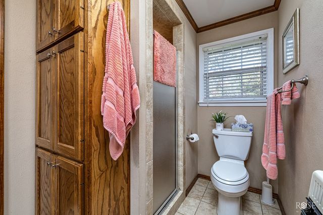 525 E 2nd Street, Sonora, TX 76950