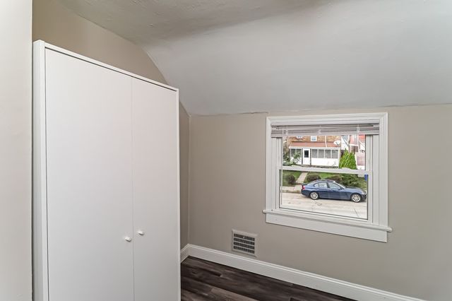 320 Fernhill Ave, Brookline, PA 15226