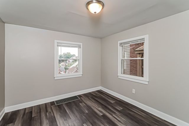 320 Fernhill Ave, Brookline, PA 15226