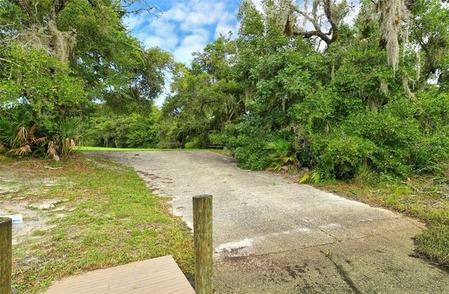 518 129TH STREET NE, Bradenton, FL 34212