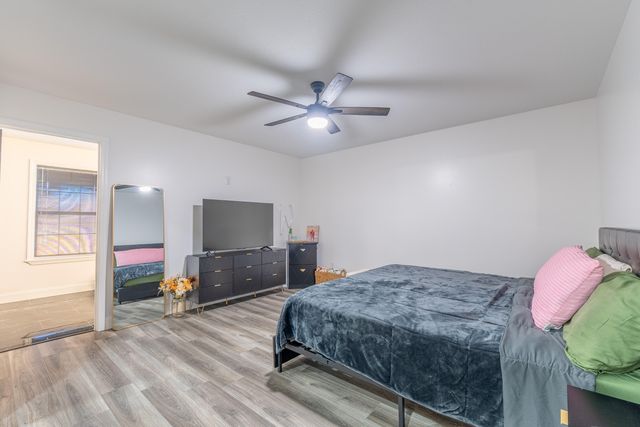 2009 East Williamsburg Street, Whitley City, KY 42653