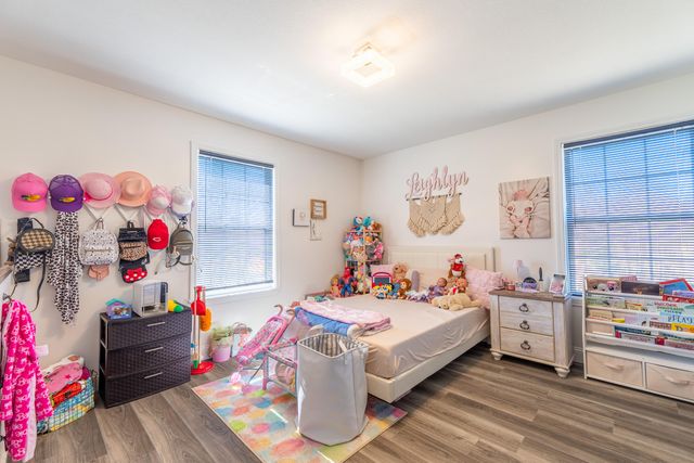 2009 East Williamsburg Street, Whitley City, KY 42653