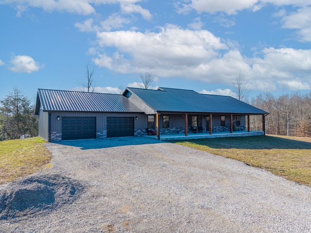 2009 East Williamsburg Street, Whitley City, KY 42653