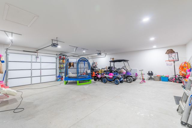 2009 East Williamsburg Street, Whitley City, KY 42653