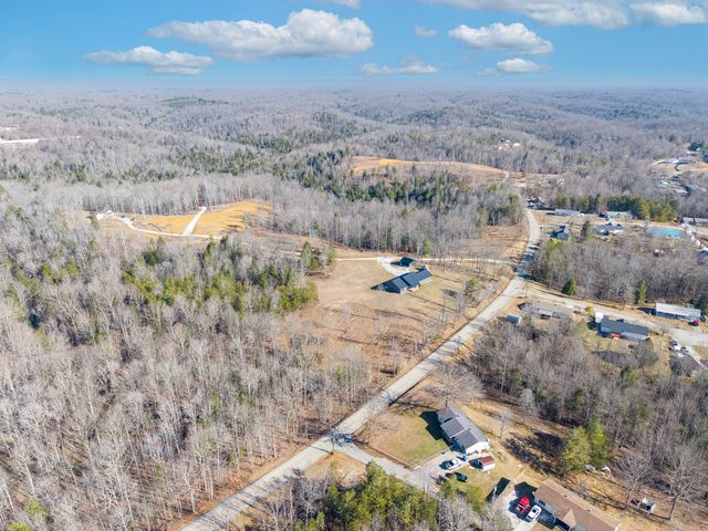 2009 East Williamsburg Street, Whitley City, KY 42653