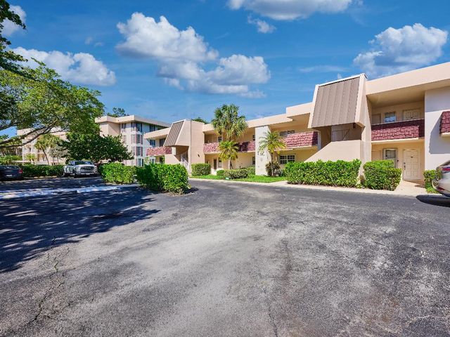 3001 S Palm Aire Drive 107, Pompano Beach, FL 33069