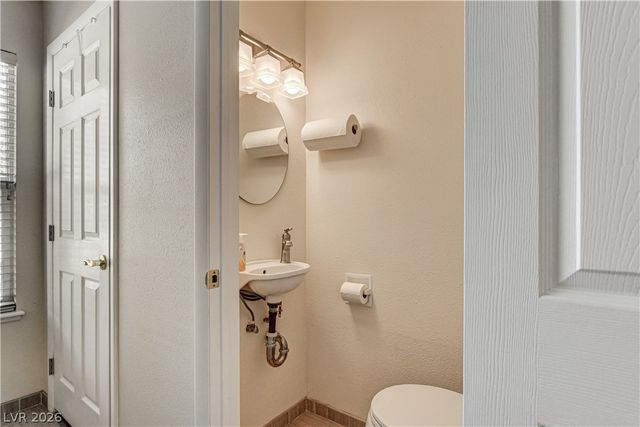 3753 Meadowcrest Drive, Las Vegas, NV 89121