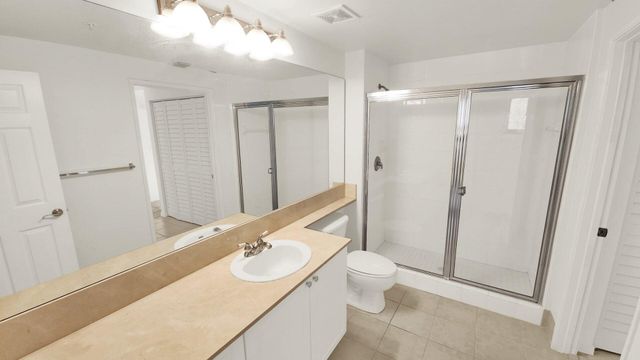 580 S Sapodilla Avenue 102, West Palm Beach, FL 33401