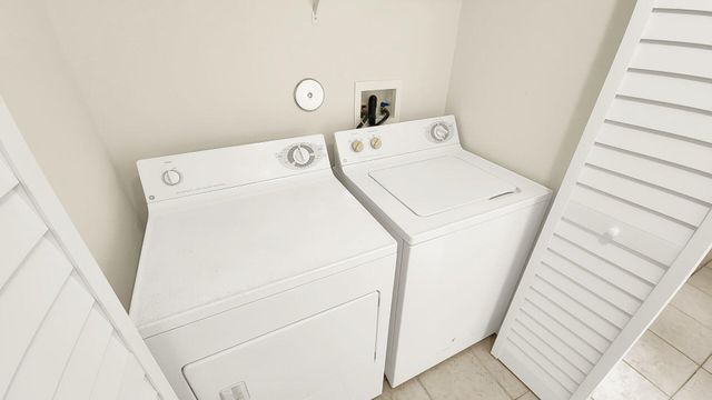 580 S Sapodilla Avenue 102, West Palm Beach, FL 33401