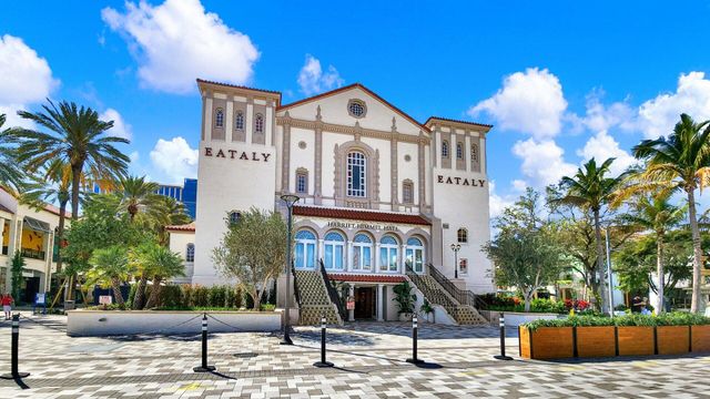 580 S Sapodilla Avenue 102, West Palm Beach, FL 33401