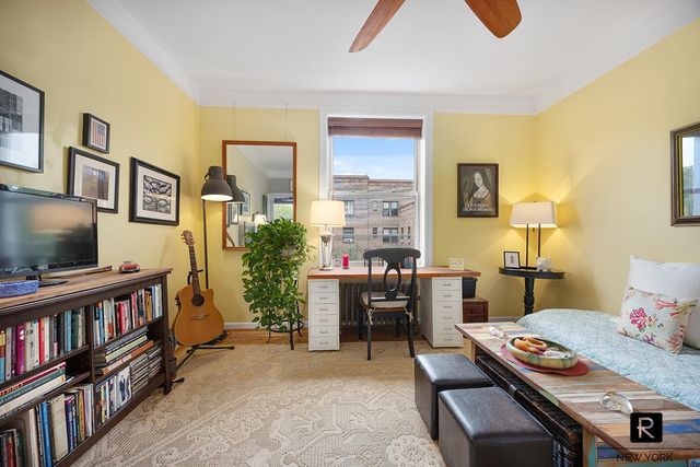 3733 84th St Apt 42, New York City, NY 11372