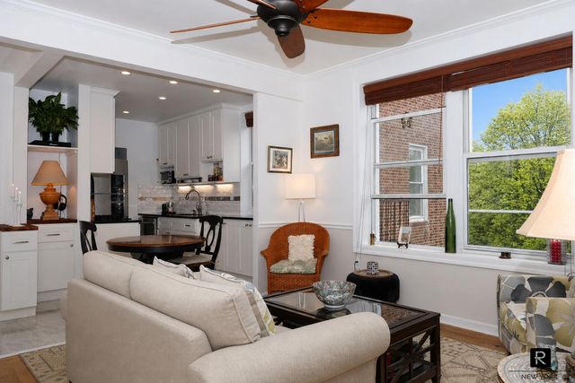 3733 84th St Apt 42, New York City, NY 11372