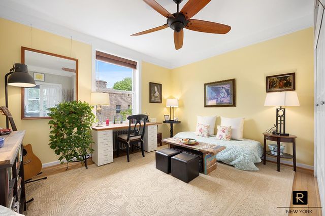 3733 84th St Apt 42, New York City, NY 11372