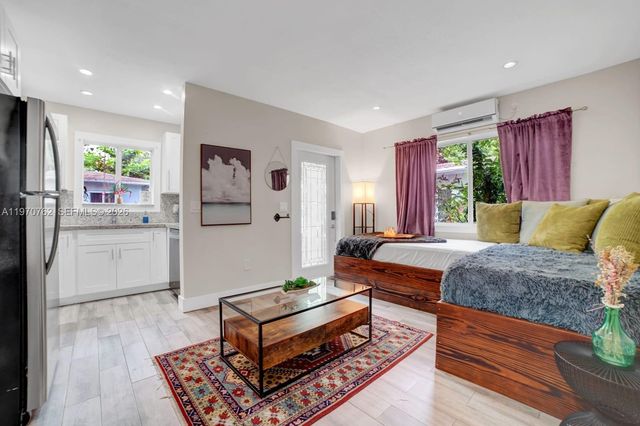 55 NE 59th St 7, Miami, FL 33137