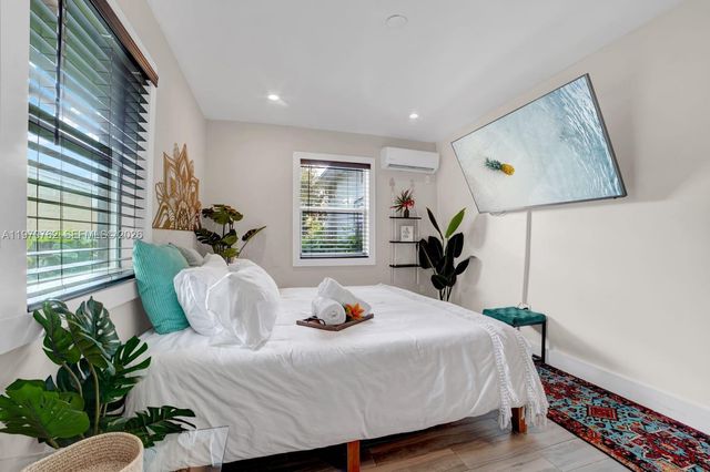 55 NE 59th St 7, Miami, FL 33137