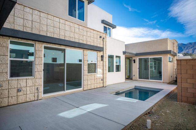 2670 Maverick Lane, Palm Springs, CA 92264