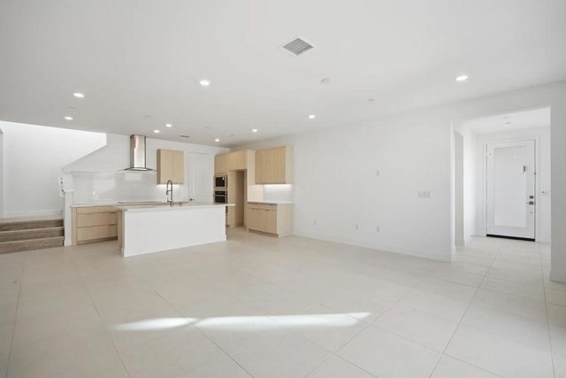 2670 Maverick Lane, Palm Springs, CA 92264