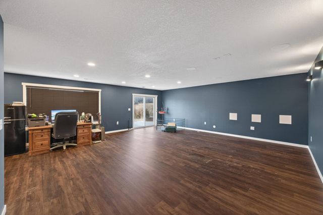 18753 Orchid Street NW, Oak Grove, MN 55303