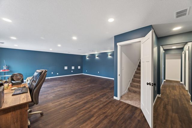 18753 Orchid Street NW, Oak Grove, MN 55303