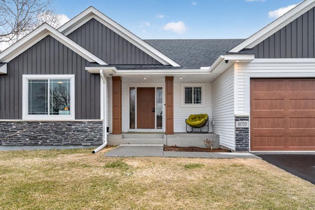 18753 Orchid Street NW, Oak Grove, MN 55303