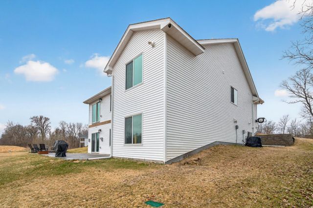 18753 Orchid Street NW, Oak Grove, MN 55303
