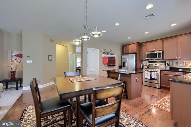 1624 PARVIN RD, Lancaster, PA 17601