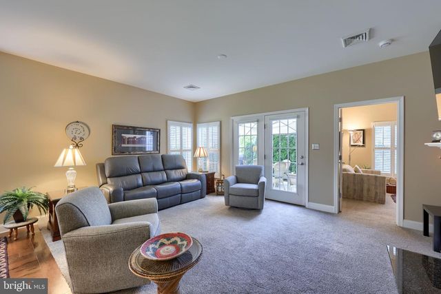 1624 PARVIN RD, Lancaster, PA 17601