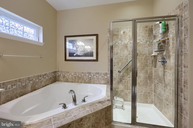 1624 PARVIN RD, Lancaster, PA 17601