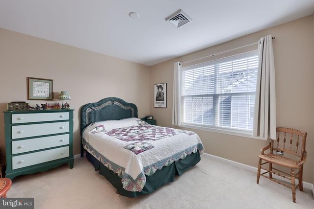 1624 PARVIN RD, Lancaster, PA 17601