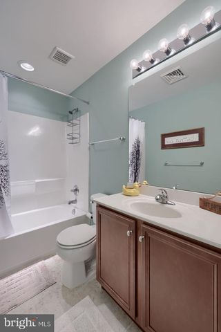 1624 PARVIN RD, Lancaster, PA 17601