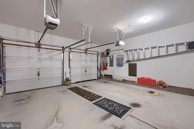 1624 PARVIN RD, Lancaster, PA 17601