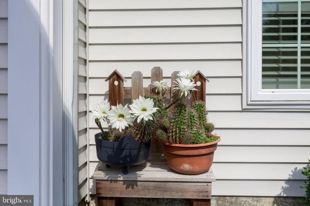 1624 PARVIN RD, Lancaster, PA 17601