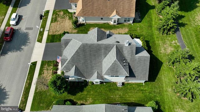 1624 PARVIN RD, Lancaster, PA 17601