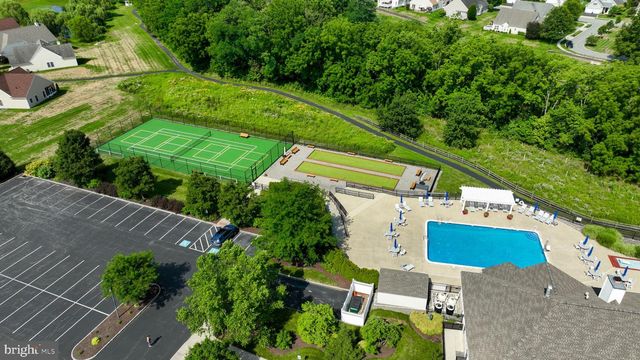 1624 PARVIN RD, Lancaster, PA 17601