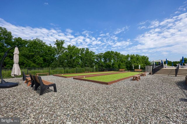 1624 PARVIN RD, Lancaster, PA 17601