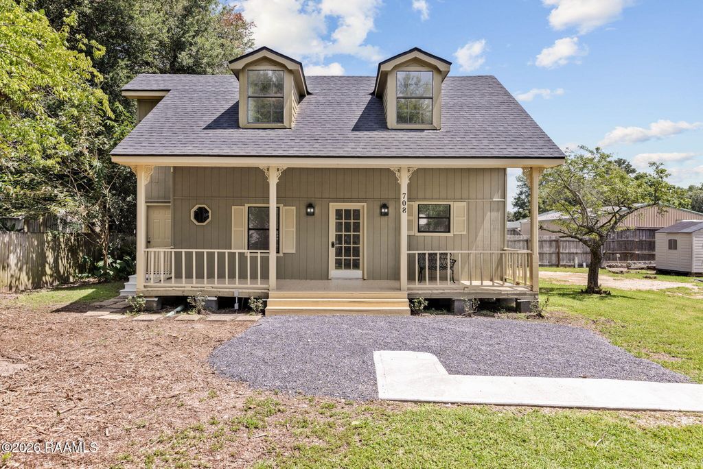 708 Patrick Drive, Broussard, LA 70518