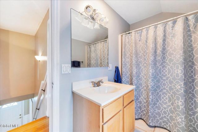 1423 Belmont Avenue, Schenectady, NY 12308