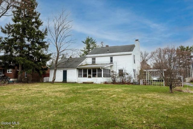 1423 Belmont Avenue, Schenectady, NY 12308