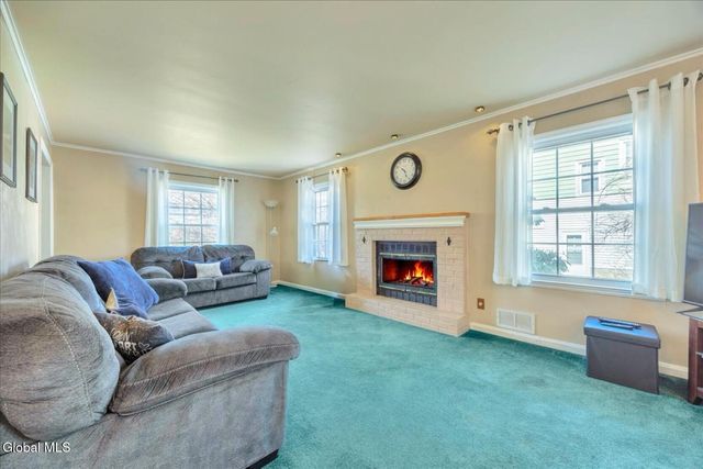 1423 Belmont Avenue, Schenectady, NY 12308