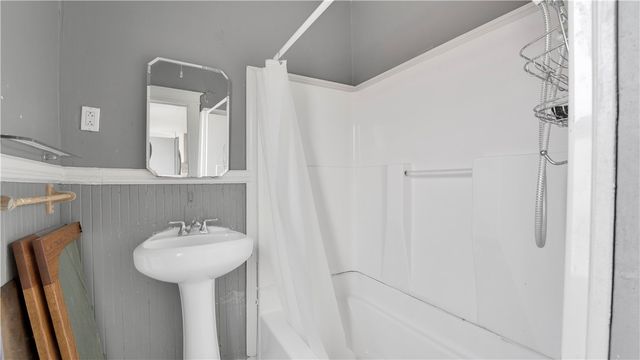 764 Jay Street 2, Rochester, NY 14611
