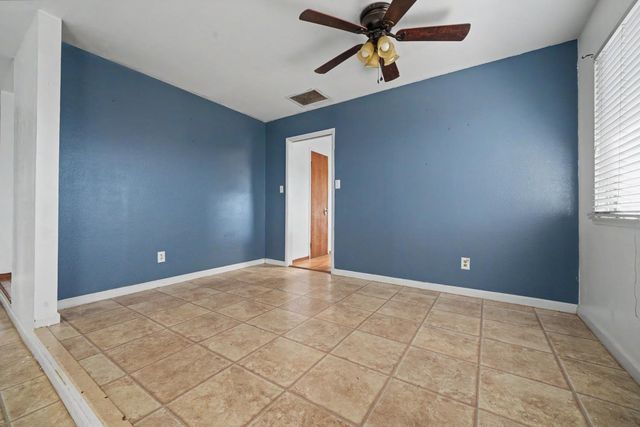 31 S Pioneer Cir, Jackson, CA 95642