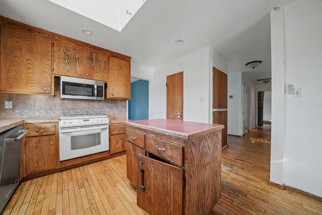 31 S Pioneer Cir, Jackson, CA 95642