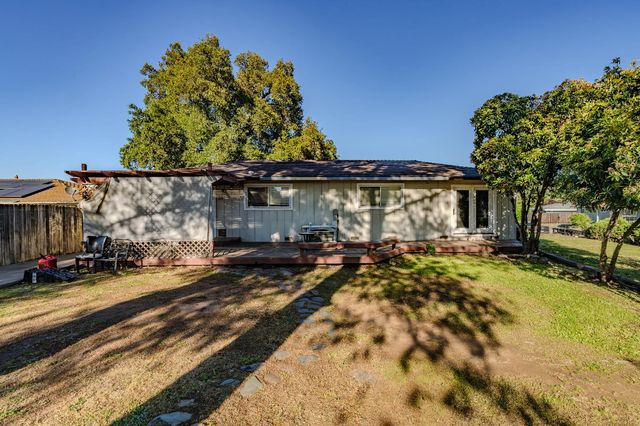 31 S Pioneer Cir, Jackson, CA 95642