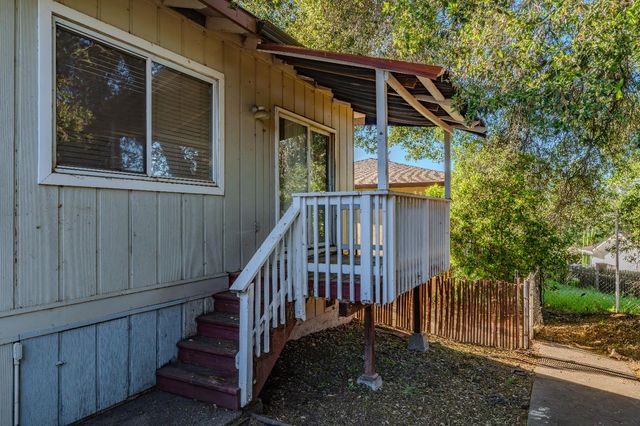31 S Pioneer Cir, Jackson, CA 95642