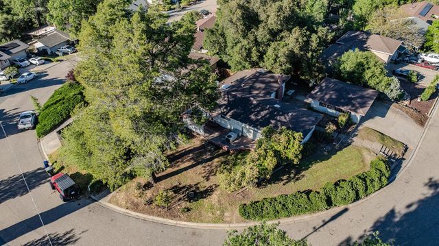 31 S Pioneer Cir, Jackson, CA 95642